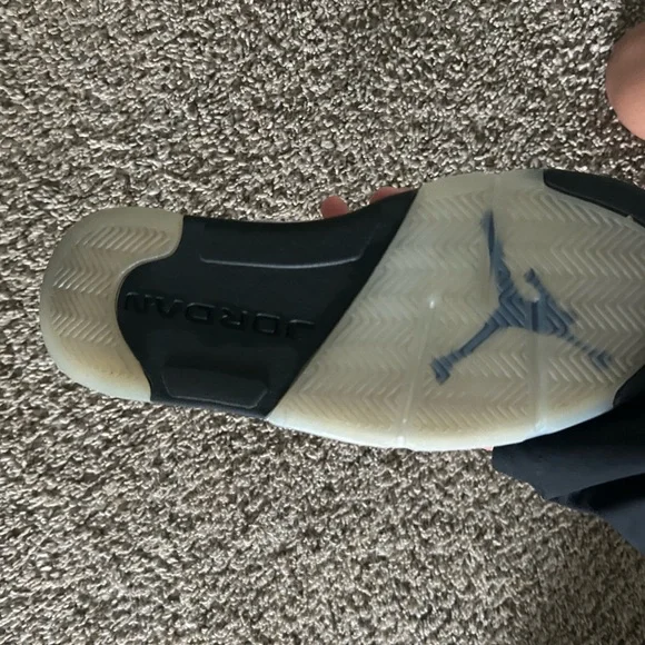 Jordan Retro White and Purple Sneakers - Picture 7 of 13